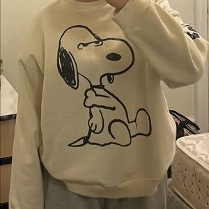 Zara Womens small Snoopy sweatshirt $32